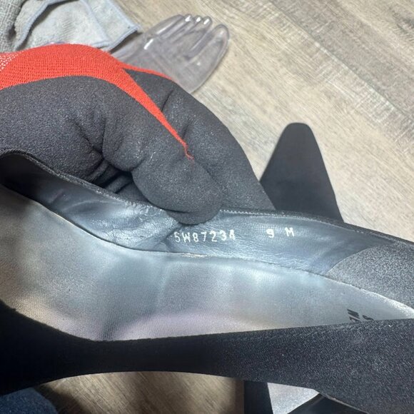 Stuart Weitzman Black  Lady Peau de Soie Satin Pumps Women's Size 9 - Picture 6 of 6